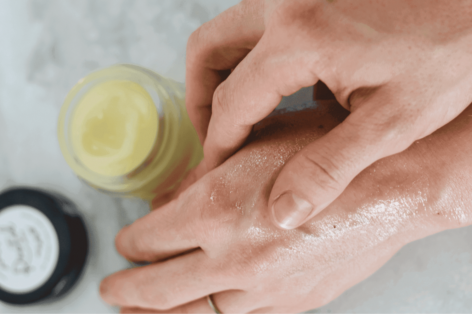 Essential Oil For Muscle Pain: Natural Relief Guide