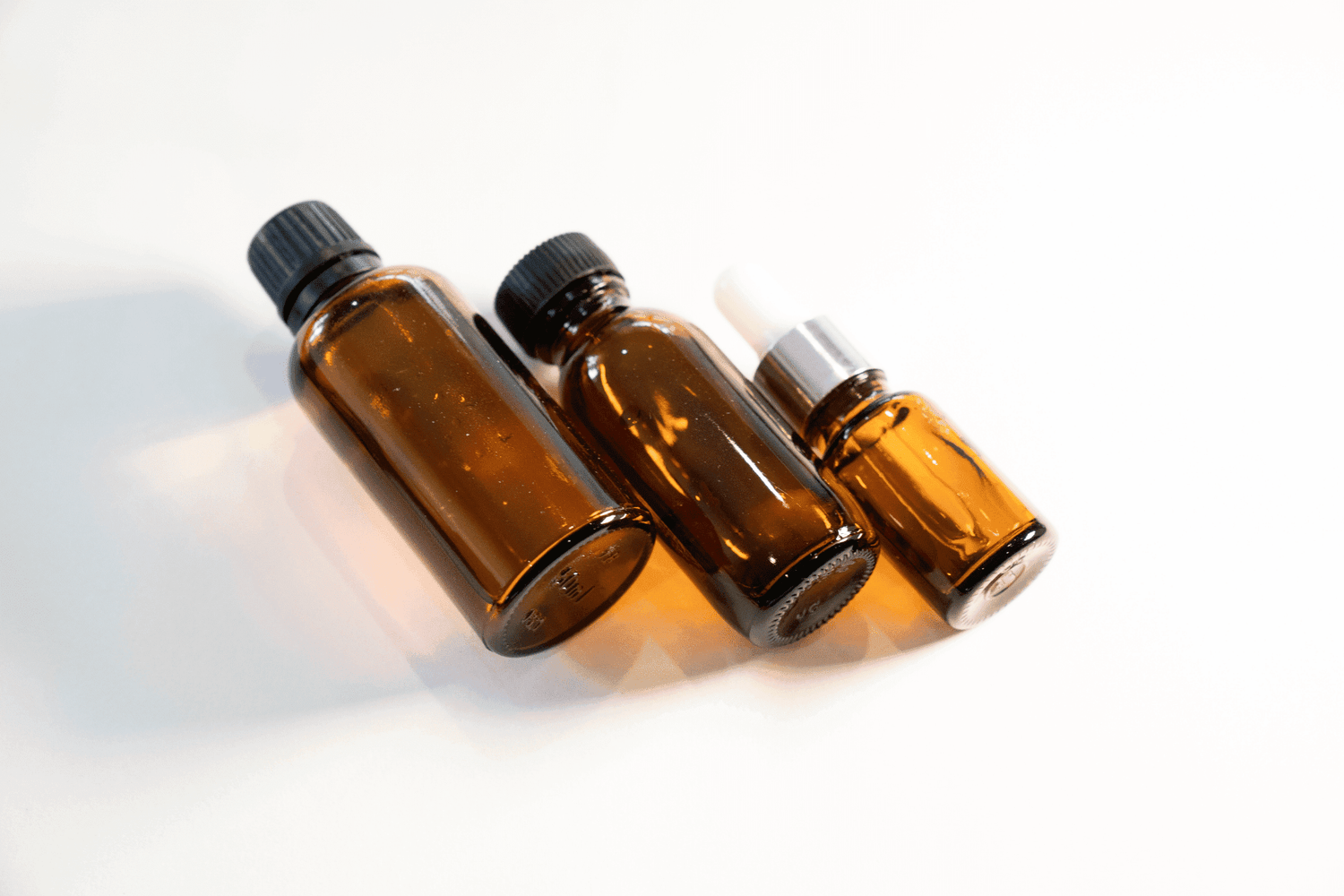 Essential Oils 101: Exactly How and When to Use Them