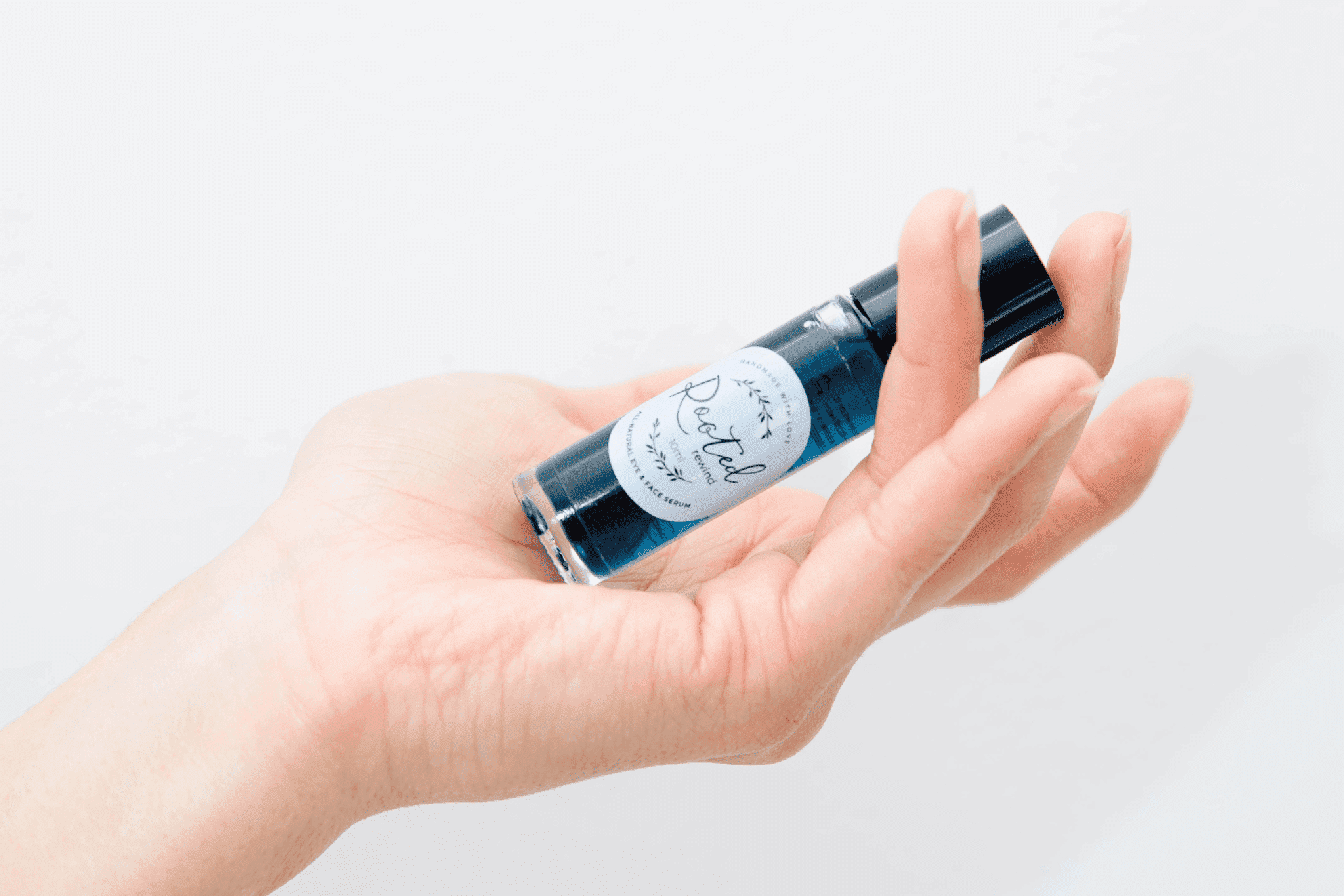 How Blue Tansy Essential Oil Benefits Skin Naturally