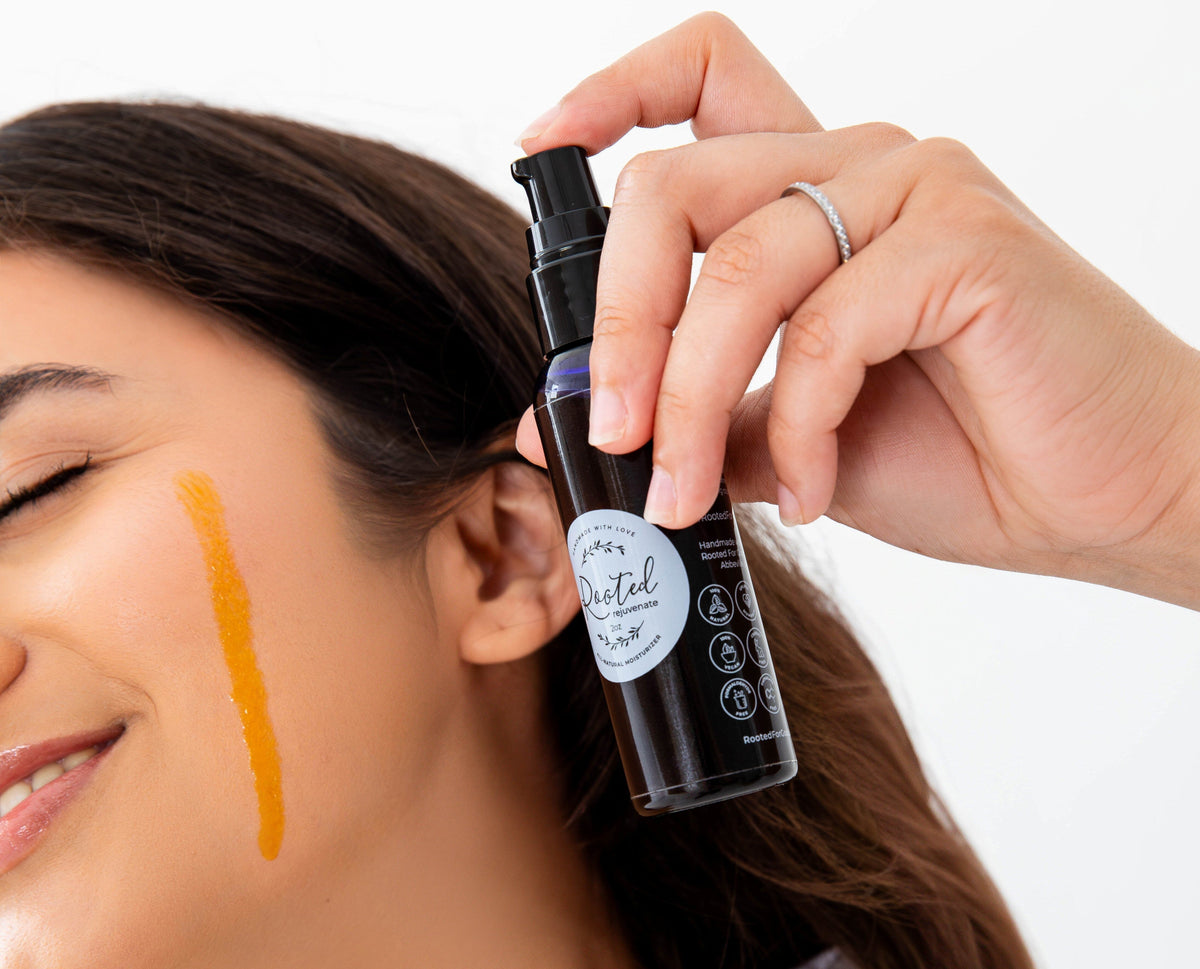 How to Keep Normal, Oily & Sensitive Skin Hydrated During Fall