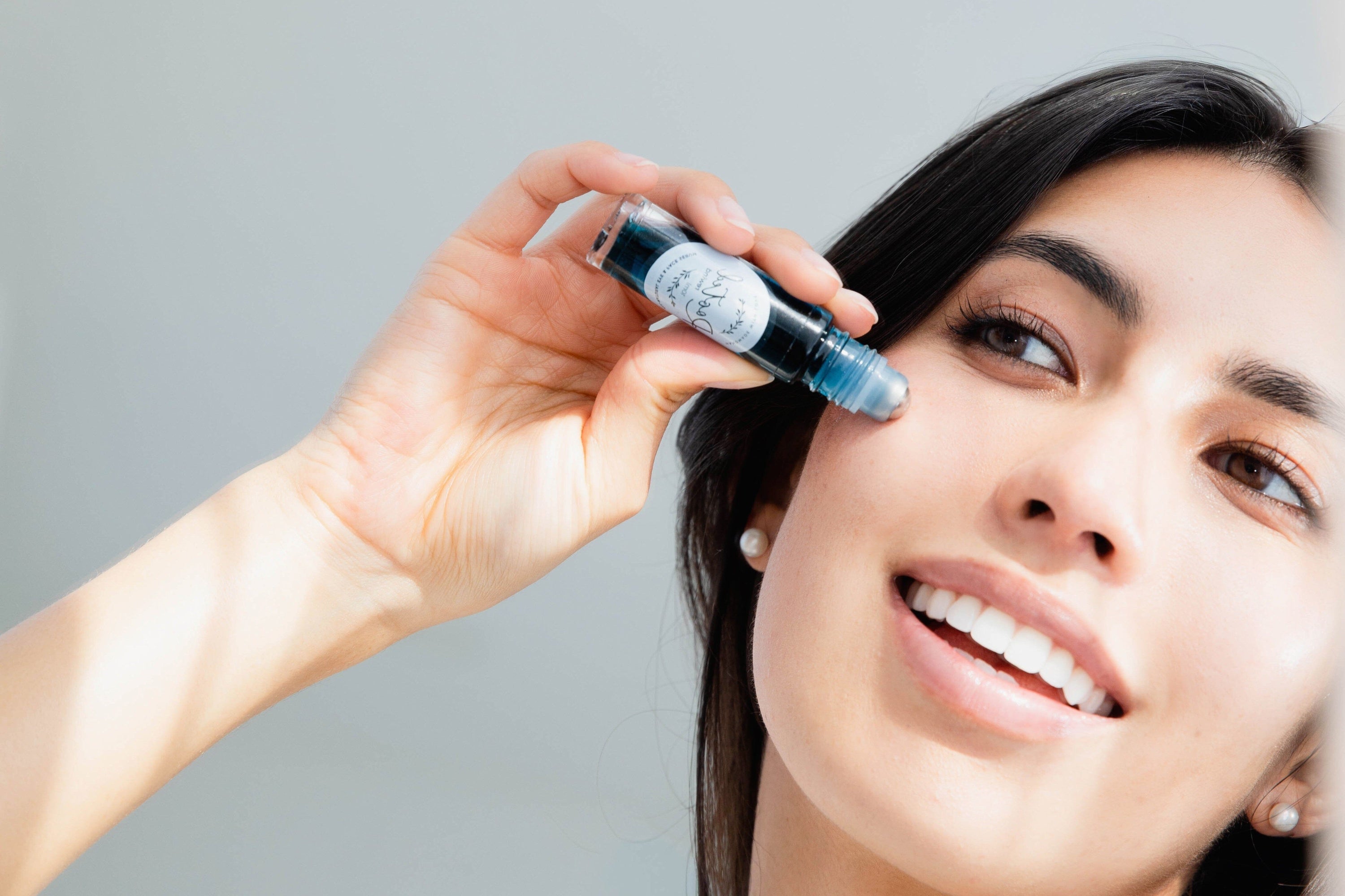 How to Protect Your Skin from Summer Pollution Naturally