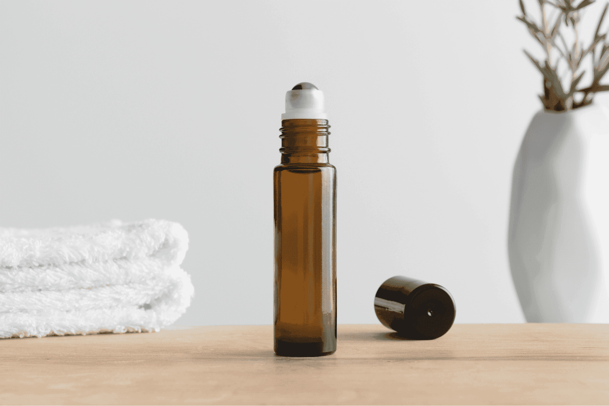 Natural Bug Bite Relief with Essential Oils for the Whole Family