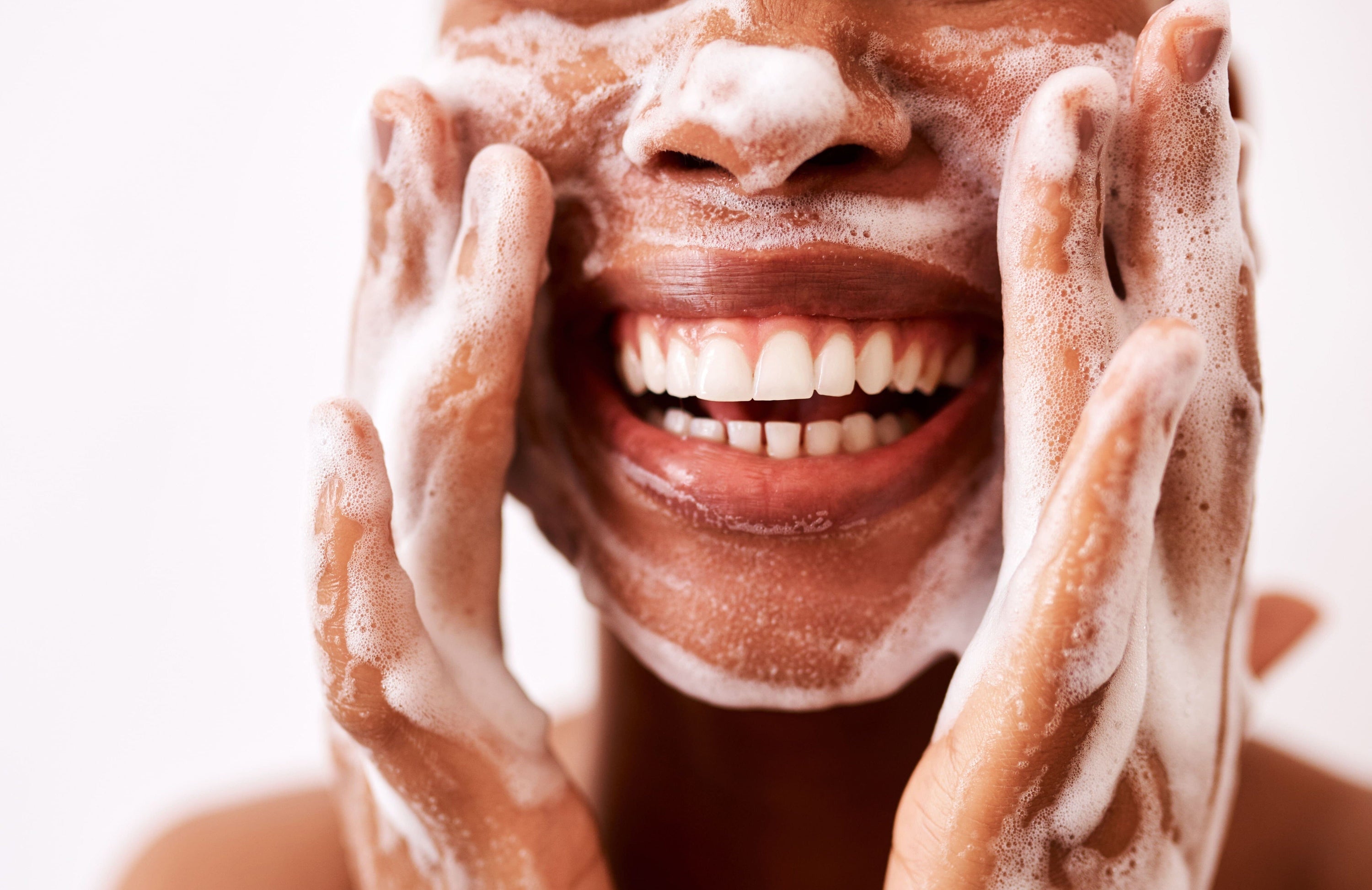 Why Your Cleanser’s pH Matters More Than Ever in Winter